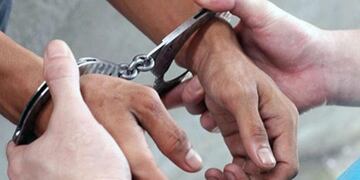 El joven fue capturado de inmediato por agentes de la Comisaria 3°, donde se encuentra detenido\u002E