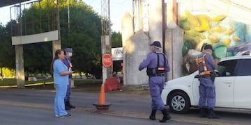 Un gendarme cruzó al Chaco en Mansilla y tuvo que cumplir cuarentena