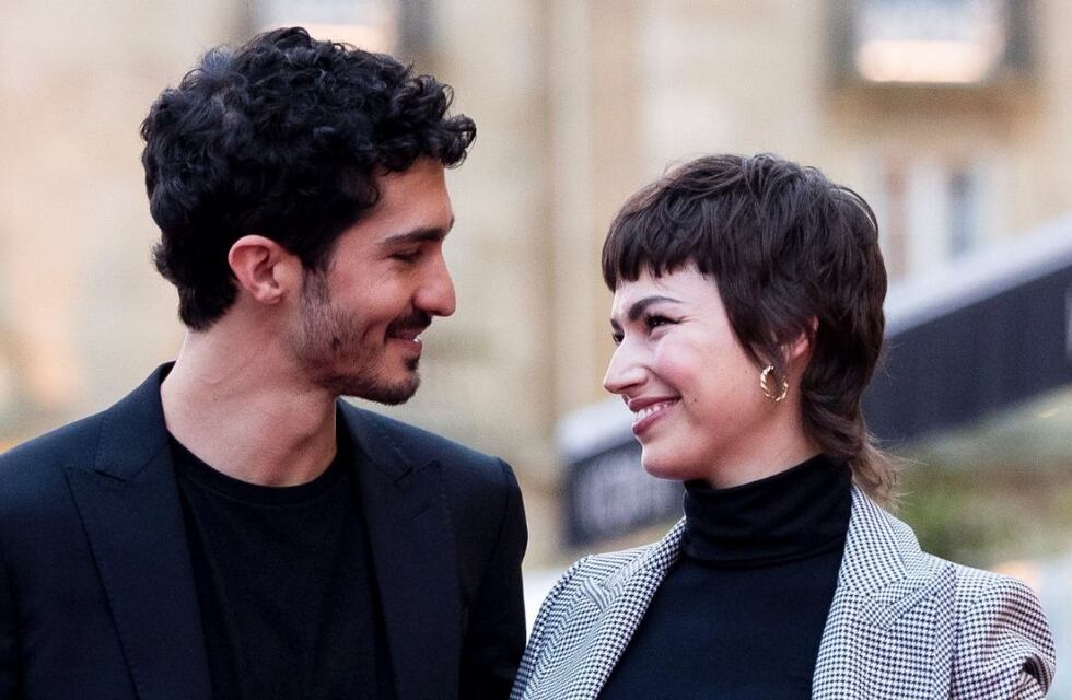 Cuál es la serie que están viendo Úrsula Corberó y el Chino Darín, de la que todos hablan