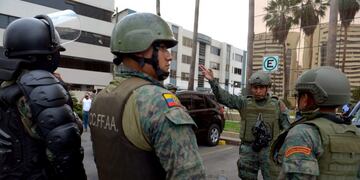 Crisis en Ecuador: Lenín Moreno trasladó el gobierno de Quito a Guayaquil por las protestas\u002E