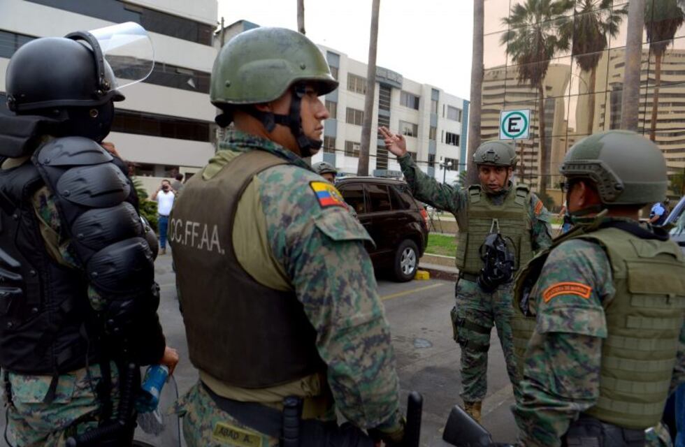 Crisis en Ecuador: Lenín Moreno trasladó el gobierno de Quito a Guayaquil por las protestas