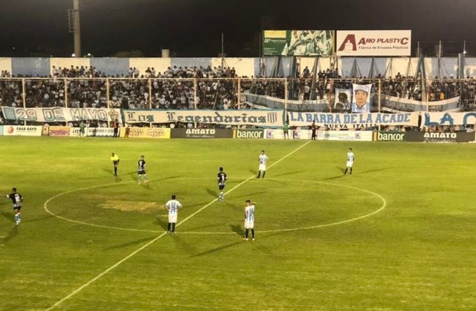 El 9 de Freyre cayó ante la Academia Cordobesa en el debut