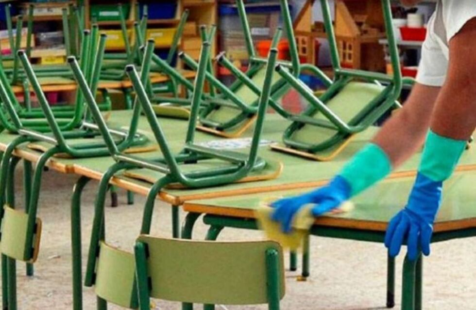 Continúa la desinfección en varias escuelas de Paraná