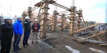 Ministro de Obras y Servicios Públicos Luis Vázquez