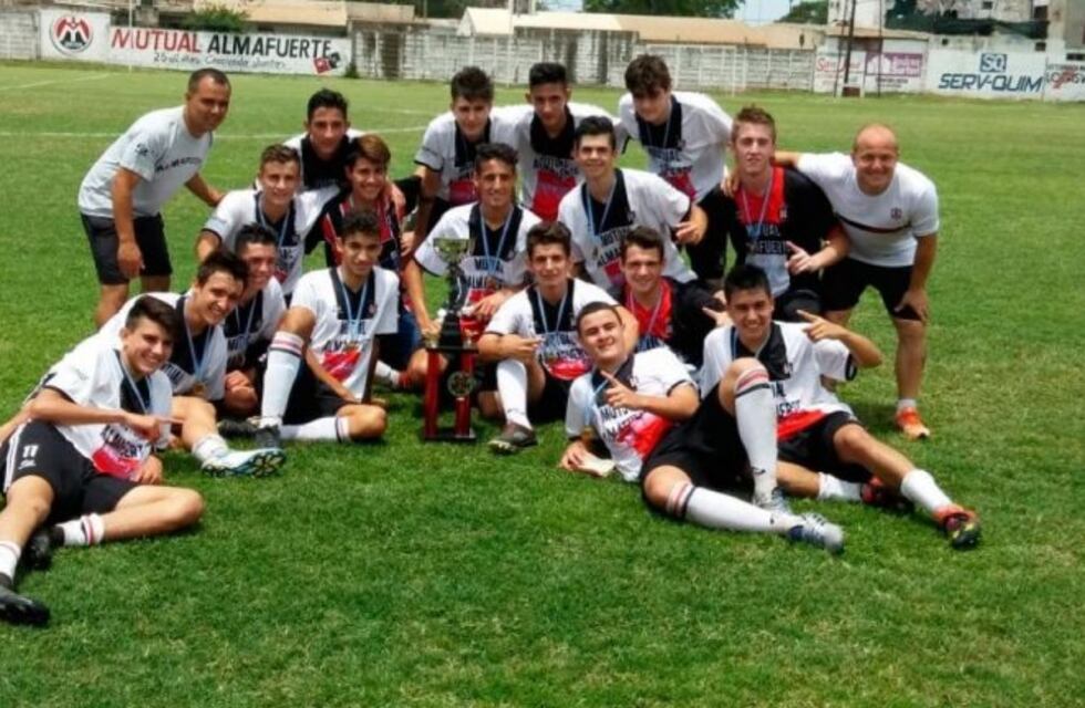 Se definieron los campeones anuales del fútbol de inferiores