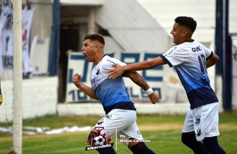 Goleó Juniors y pasó a la semifinal del Federal C