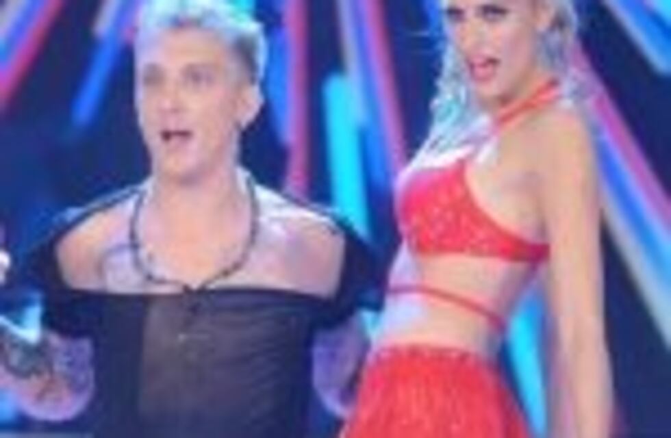 El Polaco y la cantante de Agapornis bailaron y presentaron juntos su nuevo tema en Showmatch
