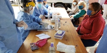 El Ministerio de Salud de Santa Fe implementó el plan Detectar Federal en Vera y Margarita para identificar a pacientes con coronavirus\u002E (@minsaludsantafe)