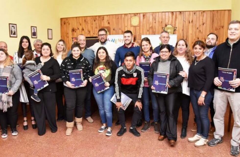 Jóvenes pampeanos reciben financiamiento para proyectos de inserción laboral
