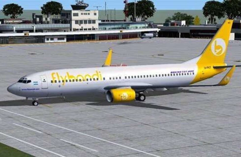 Primer vuelo de Flybondi en Santiago