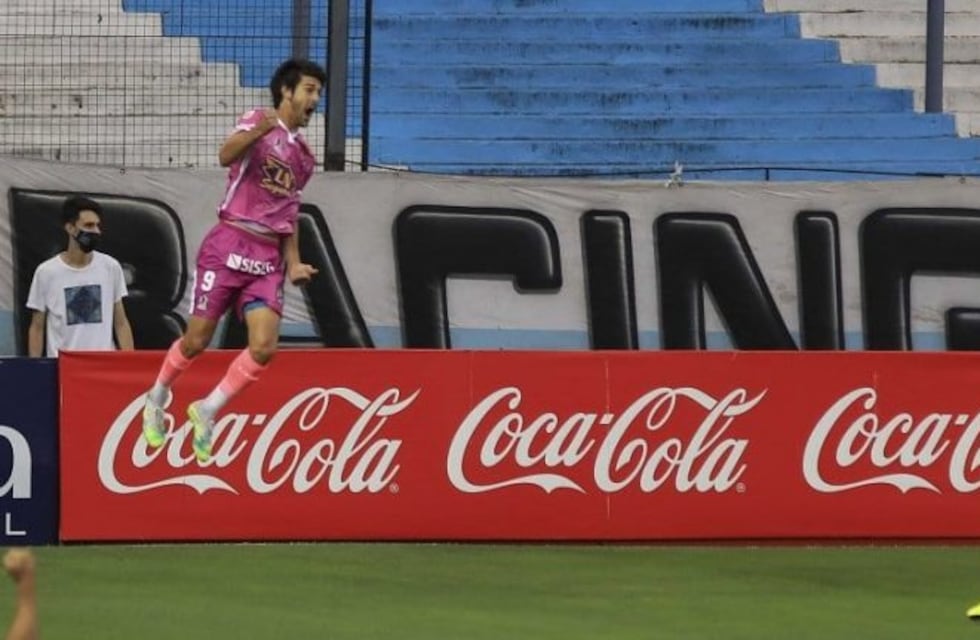 Racing cayó ante Arsenal y sumó la tercera derrota consecutiva