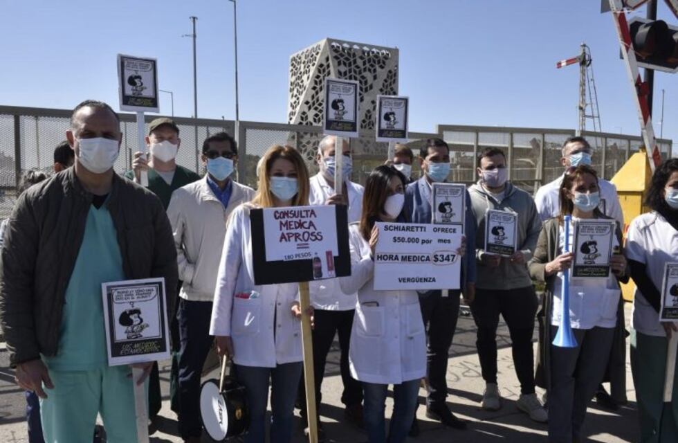 Trabajadores de la salud vuelven a marchar en Córdoba y piden apoyo a los vecinos