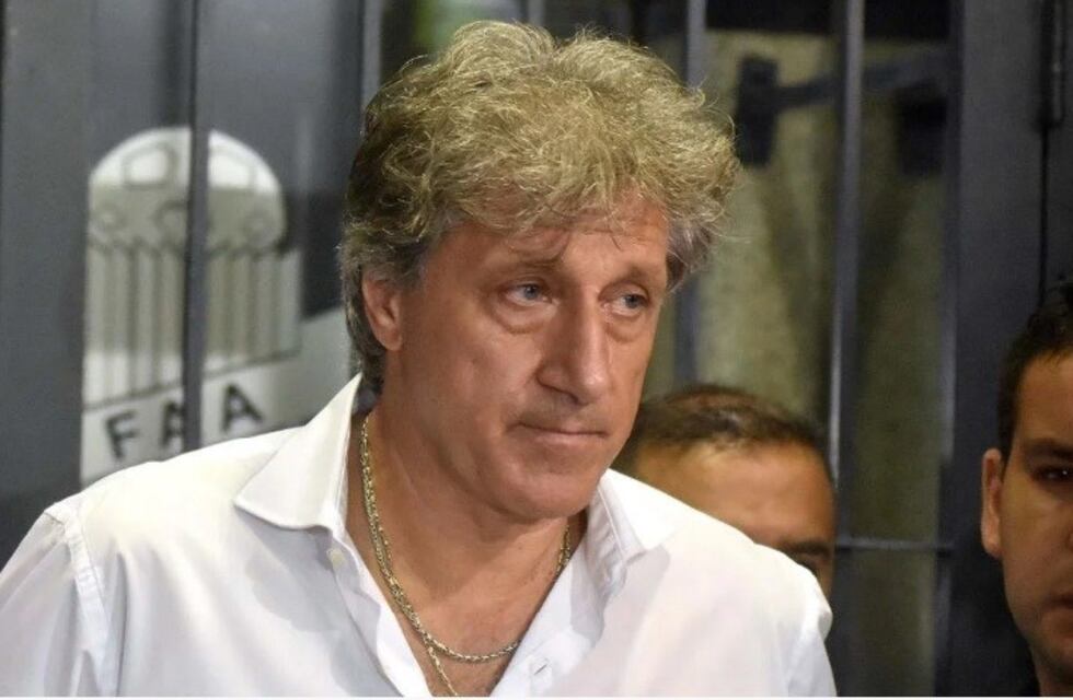 Marchi se reunió con el presidente de Central por la deuda con los jugadores