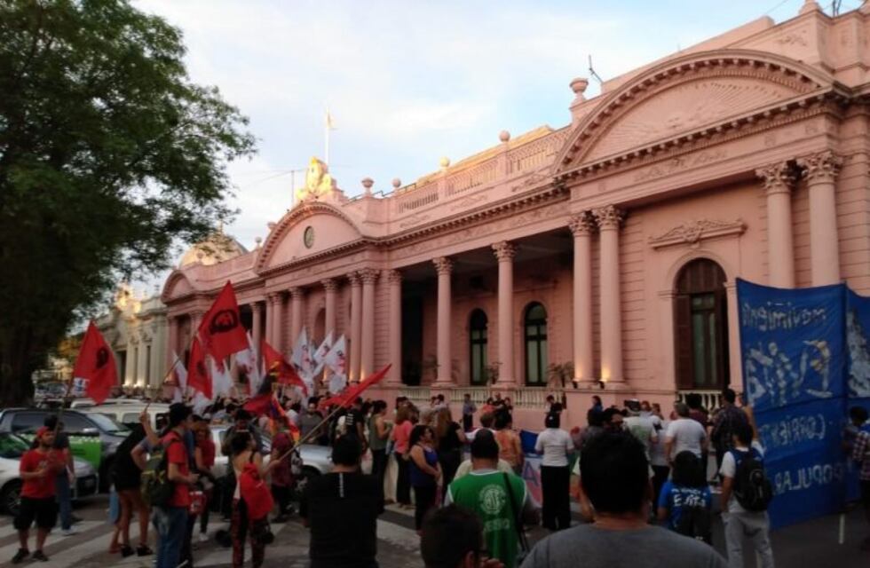En Corrientes también se marchó por la situación de Bolivia