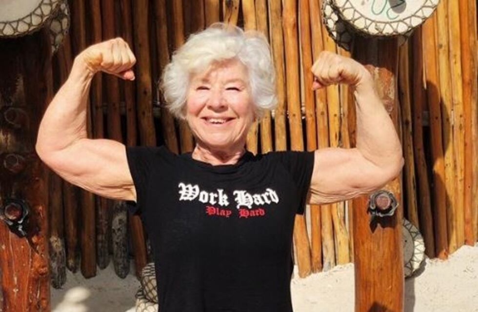 La influencer fitness de 73 años que combatió la depresión haciendo ejercicio