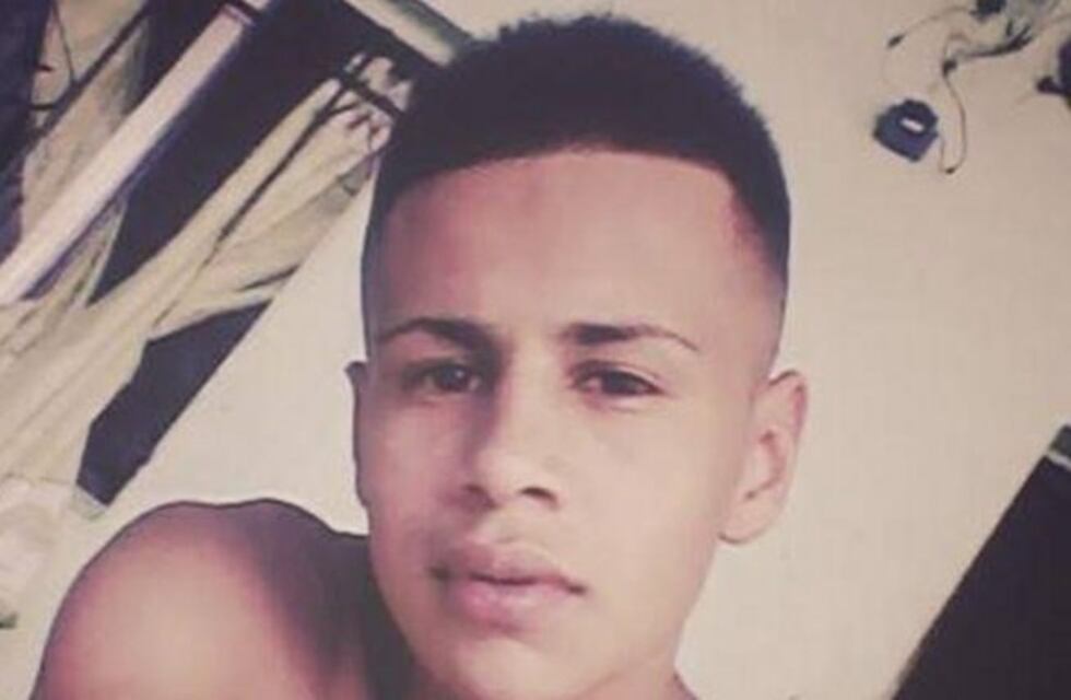 Lomas de Zamora: estaba yendo a trabajar con su moto nueva y lo mataron para robarle