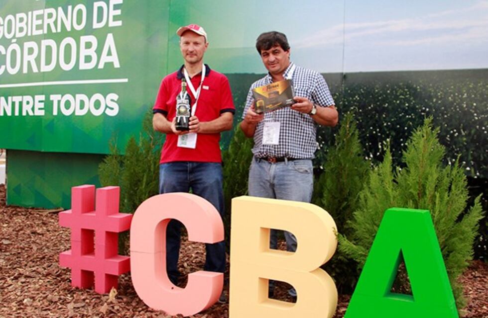 P' chuparse los dedos: largan un alfajor de fernet