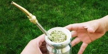 La tradición de compartir un mate podría verse afectada por el precio\u002E