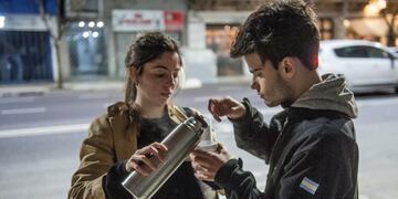 Los chicos de Olla Solidaria se reúnen todos los lunes del año por la zona de Recoleta\u002E Crédito: Federico Lopez Claro\u002E