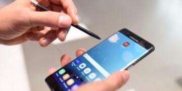 ARCHIVO - Fotografu00eda tomada al Samsung Galaxy Note 7 el 02/09/2016. Con la retirada del smartphone del mercado, la empresa surcoreana sufriu00f3 un golpe sin parangu00f3n en el sector. Primero, unos 2,5 millones de aparatos tuvieron que ser sustituidos en todo el