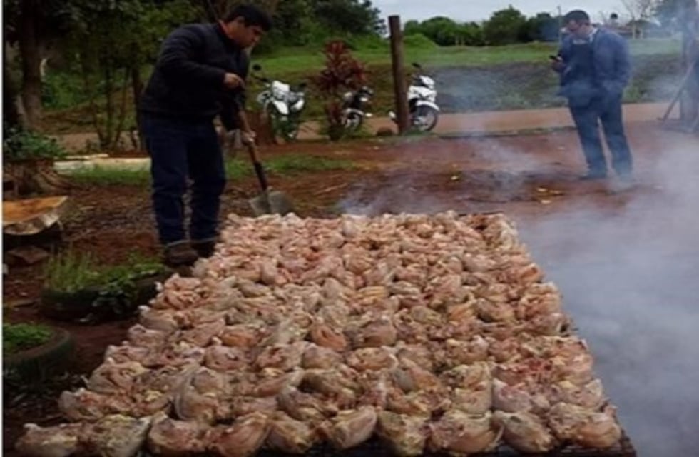 Eldorado: se llevó a cabo una venta solidaria de pollo asado