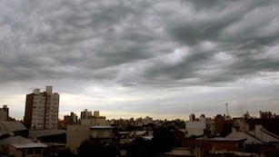 Cielo nublado y con chances de lluvia en Rosario