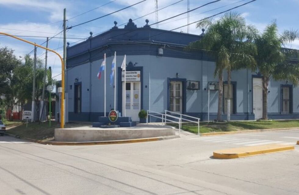 Una pasajera denunció al chofer de un colectivo por encerrarla e invitarla a tomar mates