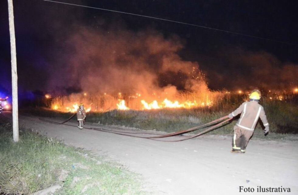 Una pareja murió calcinada en un campo