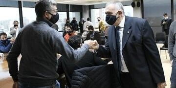 Flexibilización en Tucumán: Jaldo recibió a miembros de la Cámara de Comercio\u002E (Legislatura de Tucumán)