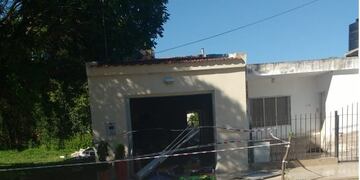 Carrilobo: a raíz de una explosión, parte de la vivienda se derrumbó - Foto: Fm Sol