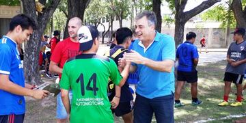 El intendente Luis Castellano recorrió las escuelitas deportivas municipales (Prensa Municipalidad de Rafaela)