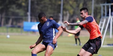 El Lobo le ganó 2 a 1 a Defensores de Belgrano en un amistoso de 50 minutos en el predio de Estancia Chica (Twitter)