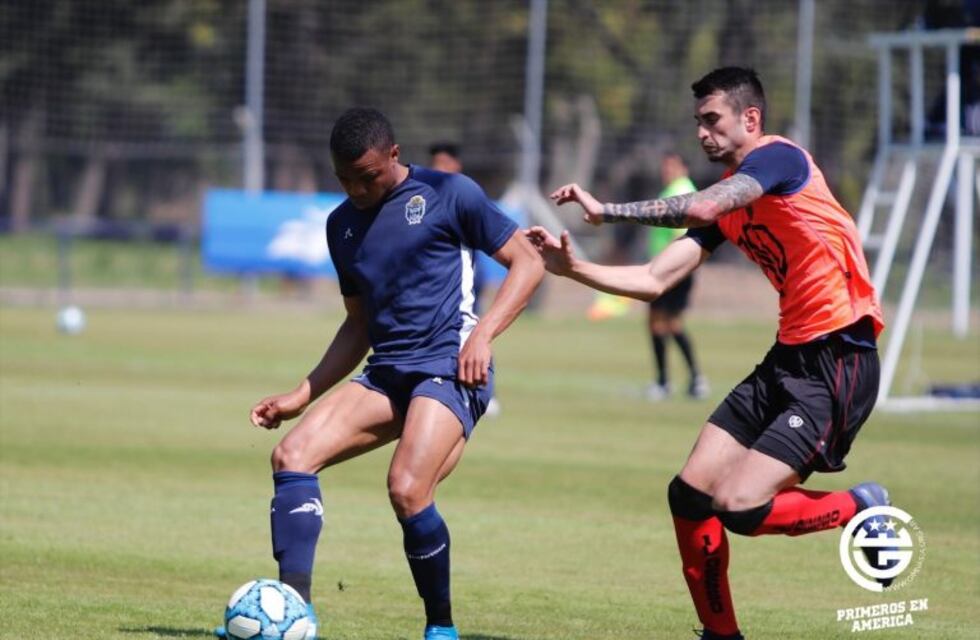 Gimnasia le ganó 2 a 1 a Defensores de Belgrano en Estancia Chica
