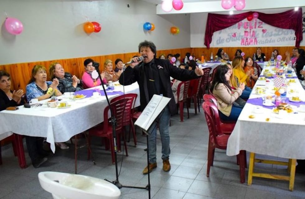 Vecinal del B° Malvinas agasajó a las Madres