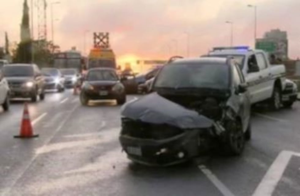 Un choque en cadena provocó importantes demoras en la Autopista 25 de Mayo