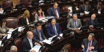 Confirman que el Senado aprobará el financiamiento de partidos políticos\u002E