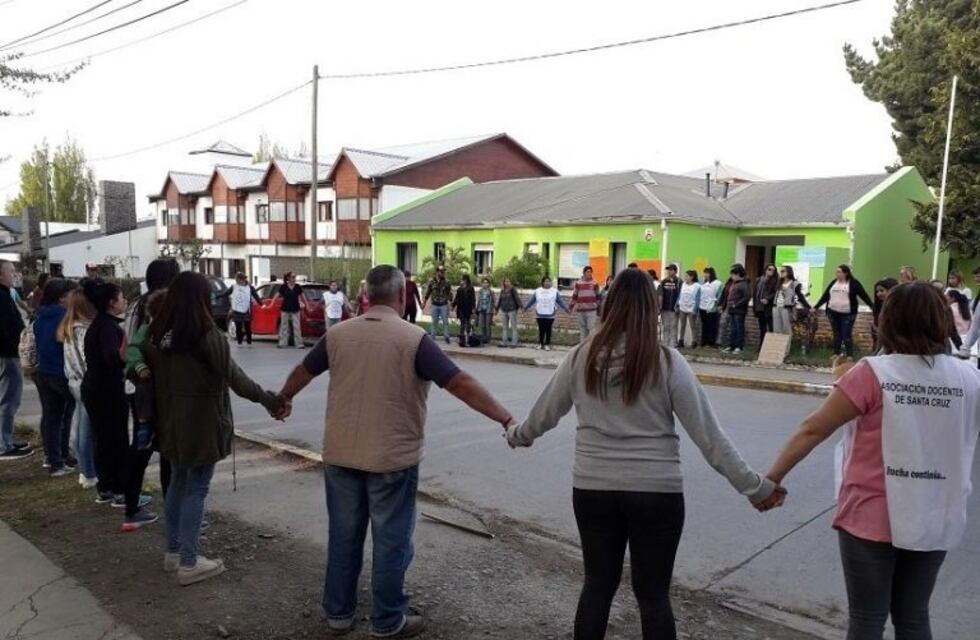 Protestas por la escuela especial N°5