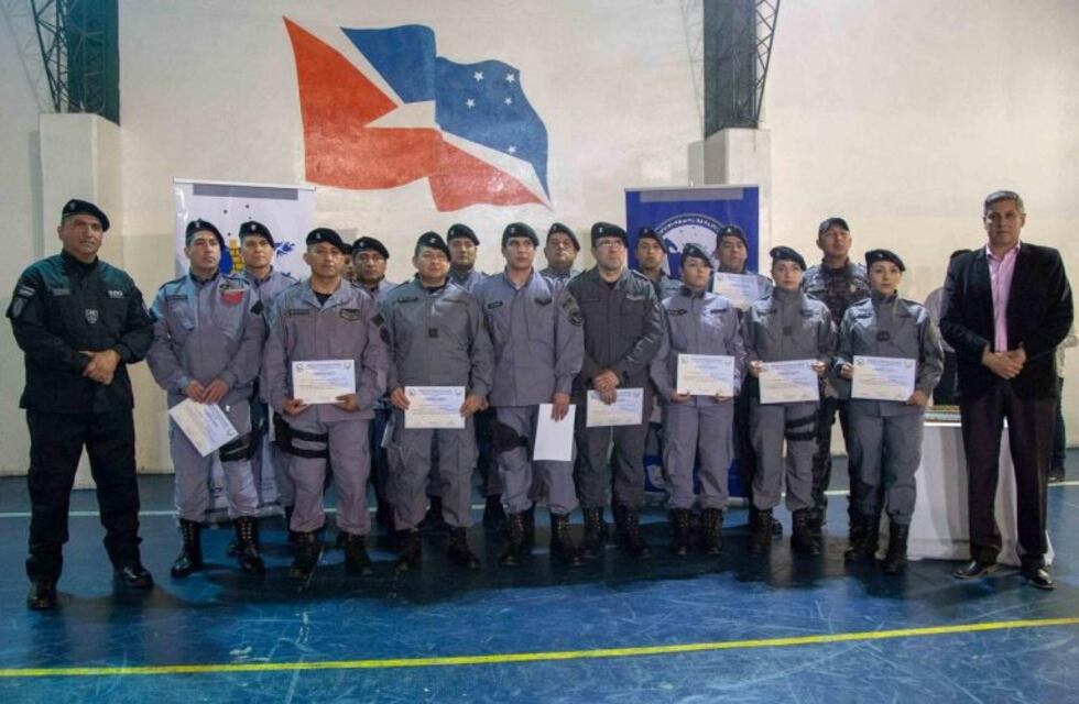 Capacitan a agentes del servicio penitenciario provincial