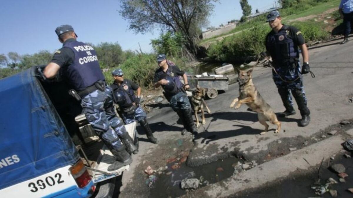 Operativo en Villa El Nailon