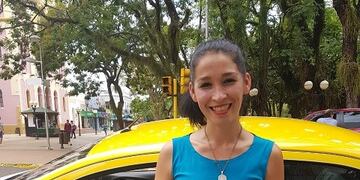 Aida Vaztique, taxista de Posadas\u002E (MisionesOnline)