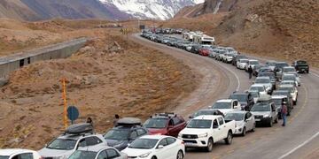 Chilenos visitan Mendoza