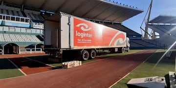 Nuevas luminarias en el Kempes