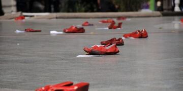 Zapatos Rojos en San Luis\u002E