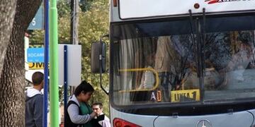 Línea 1º de agosto Gchú\nCrédito: revistacolectivos