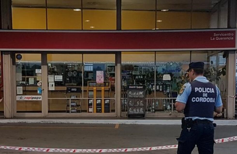 Video: así balearon a un policía en una estación de servicios en Empalme