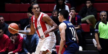 En el tercer cuarto, la Gloria fue superado por el campeón que aceleró a fondo\u002E