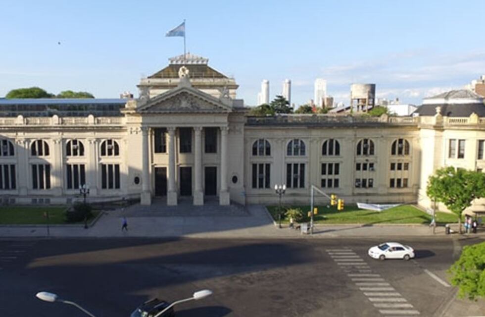 Recrudece el conflicto en Medicina por denuncias de maltrato laboral