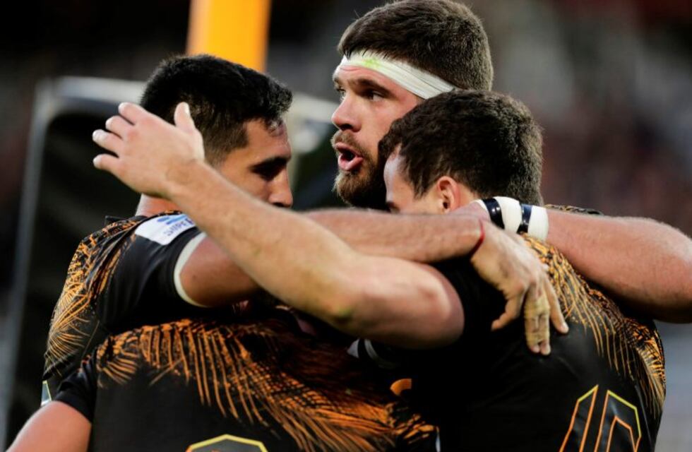 Los Jaguares triunfaron frente a Sharks y siguen a paso firme