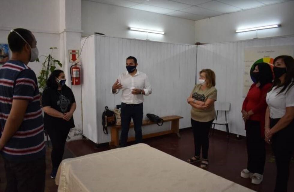 Refacciones en el espacio adulto mayor