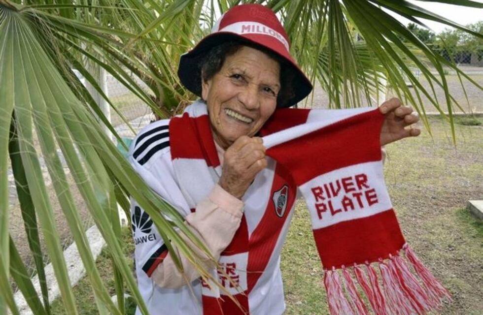 La abuela mendocina que sueña con visitar el Monumental